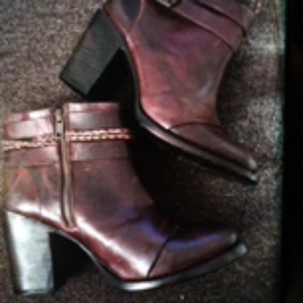 Freebird booties - Picture 1 of 4